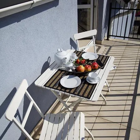 Fiori - Wyspa Sobieszewska Apartment *